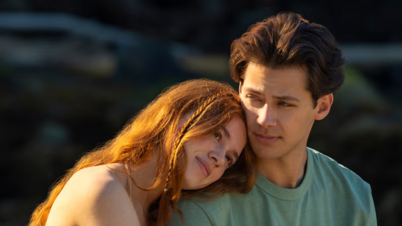 Hollywood Minute: ‘Every Year After’ to return to Barry’s Bay for season 2 - CNN