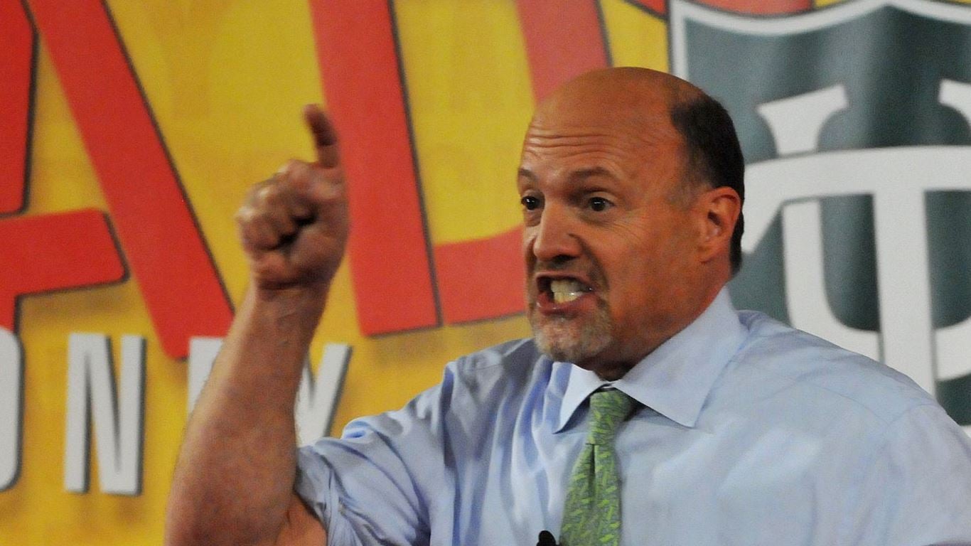 CNBC’s Jim Cramer Predicts SpaceX IPO Will Double to $4 Trillion. He Says Two Factors Will Lead to Massive Buying.