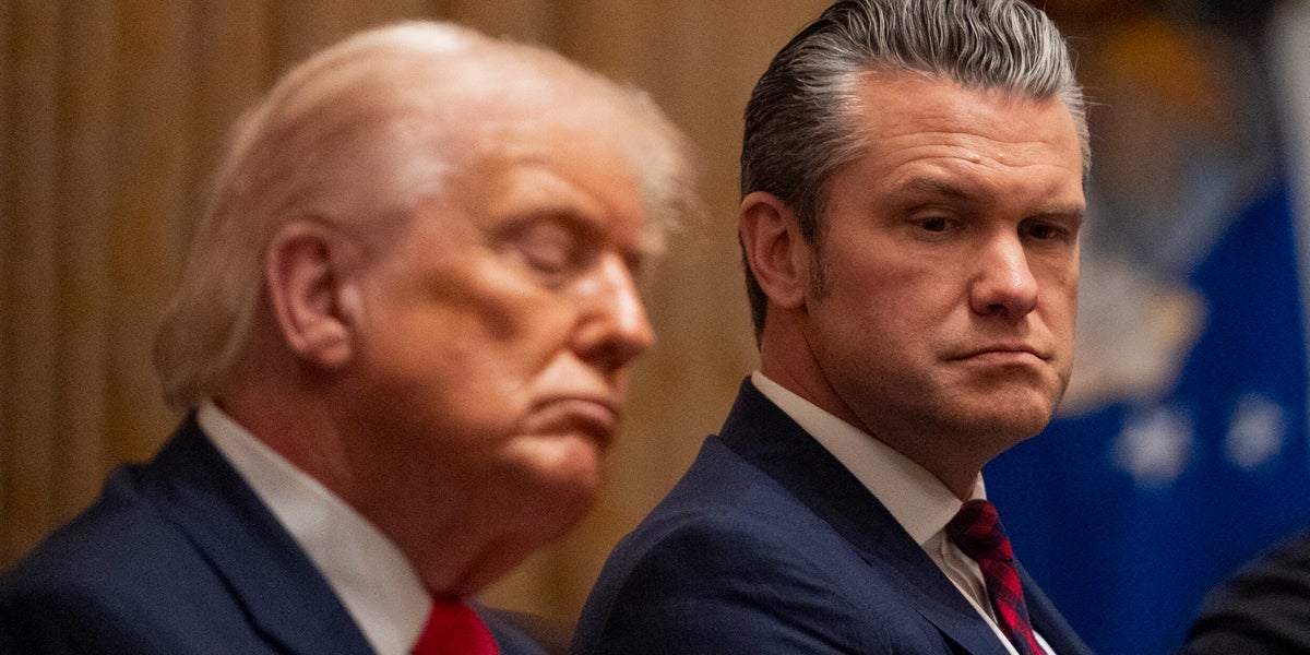 CNN Medical Analyst Has 1 Worrying Question About Donald Trump's Apparent Daytime Dozing