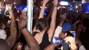 New Yorkers celebrate Knicks’ historic comeback – NCS