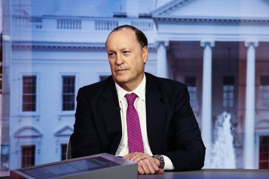 Steven Brill, co-CEO of NewsGuard, pictured above during a Bloomberg TV interview, says his company’s news-vetting chatbot wants to “line up with publishers instead of lining up in court against publishers.”