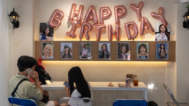 Idol devotion: Inside Seoul’s ‘birthday cafés’