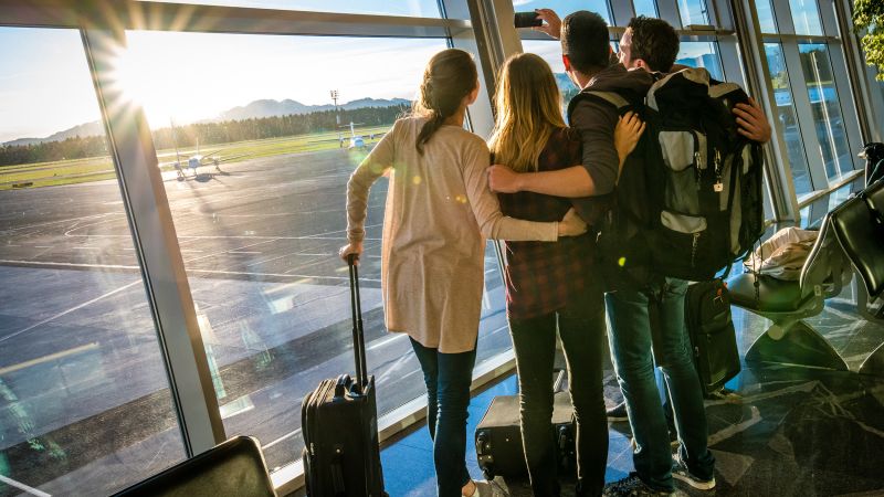 21 US airports that let you walk to a gate without a ticket