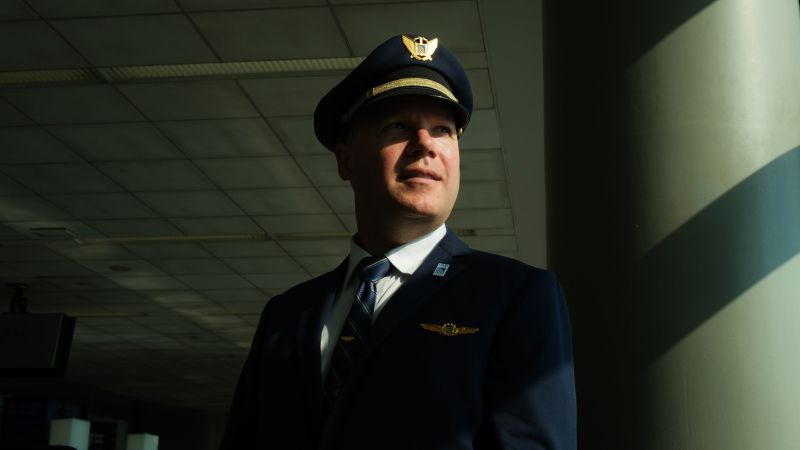 This United Airlines pilot has another career you wouldn’t expect