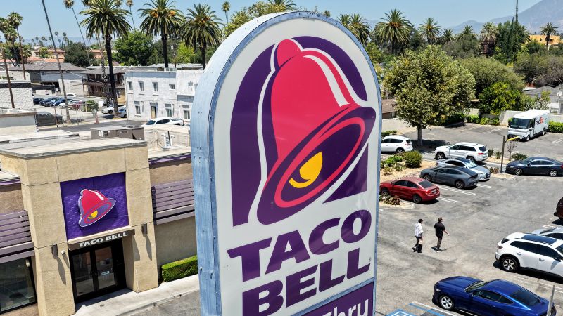Taco Bell sales fell 2% after cyclospora outbreak
