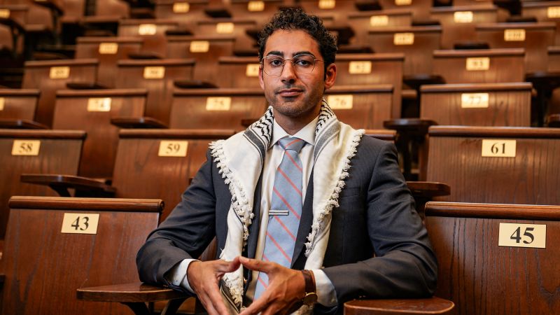 Mohsen Mahdawi: Appeals court reverses decision that freed pro-Palestinian Columbia activist