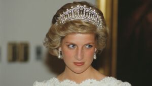 One of Princess Diana’s famous dresses sells for $604,800