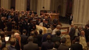 Graham’s casket enters Washington National Cathedral – NCS