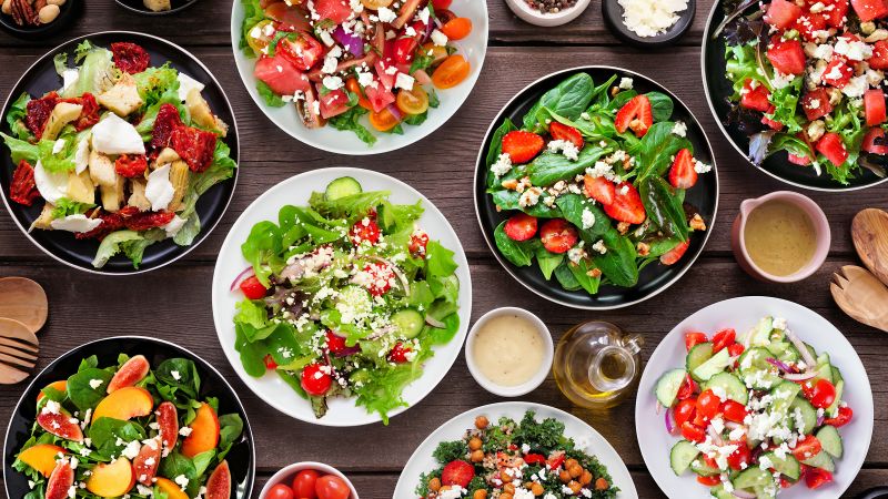 Has explosive diarrhea killed salad?