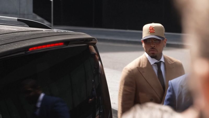 US singer Chris Brown pleads guilty to brawling at London nightclub